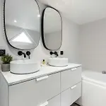 Charming Apartment - Parc Des Expositions Eiffel Tour